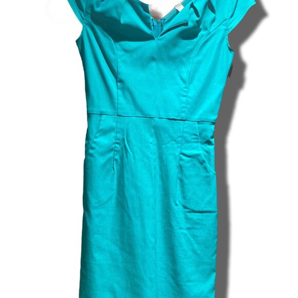 Brand Lovely Day Dress  From Modcloth  Cap Sleeve Stretch Material  & Pockets - Picture 7 of 11